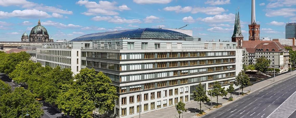 Symbolbild: Stellenanzeige der Kammer DIHK, Assistenz - Kaufmann/-frau (w/m/d) für Büromanagement - Bereich Internationale Märkte