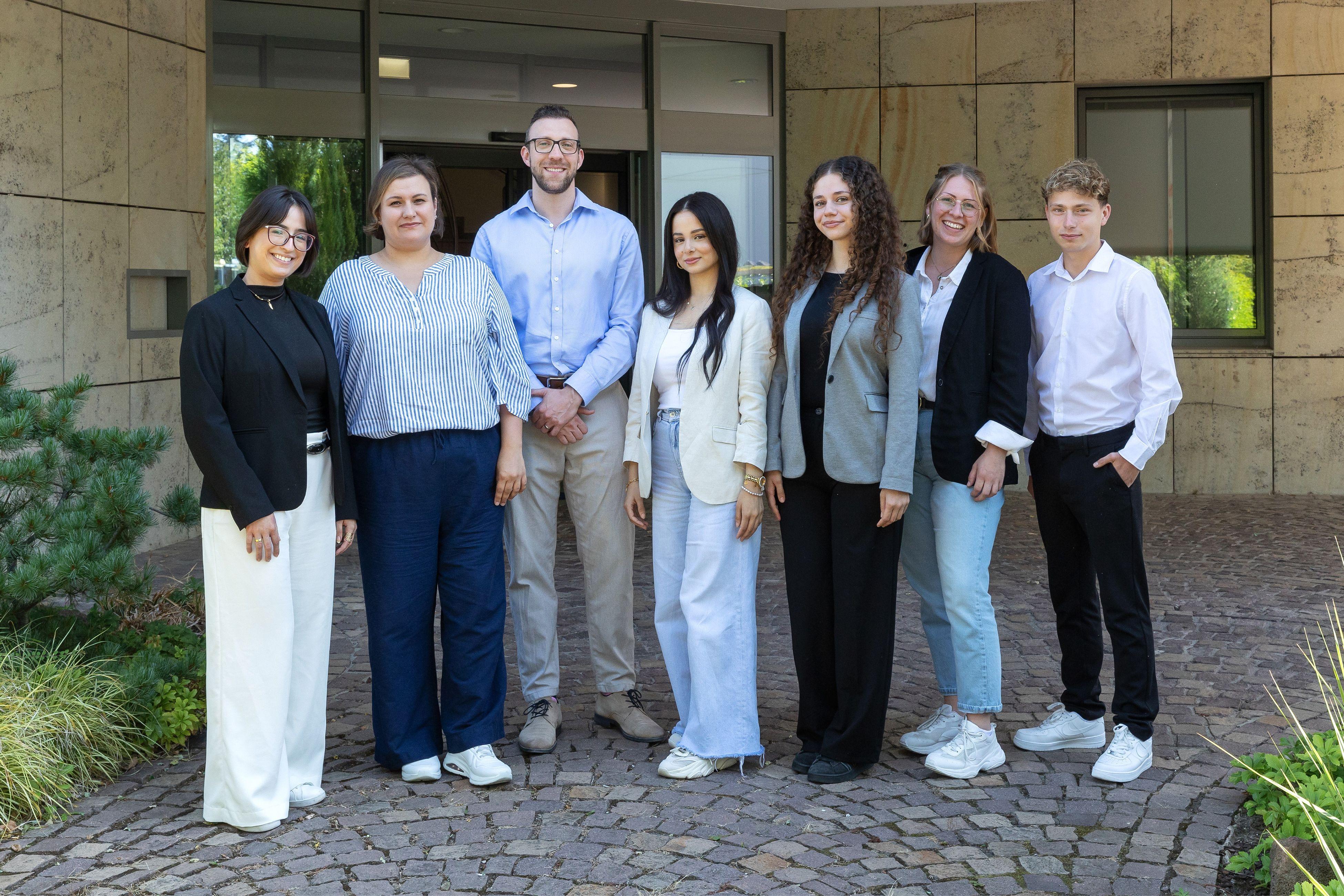 Symbolbild: Stellenanzeige der Kammer , Auszubildende zum/zur "Kaufmann/-frau für Büromanagement" (m/w/d)