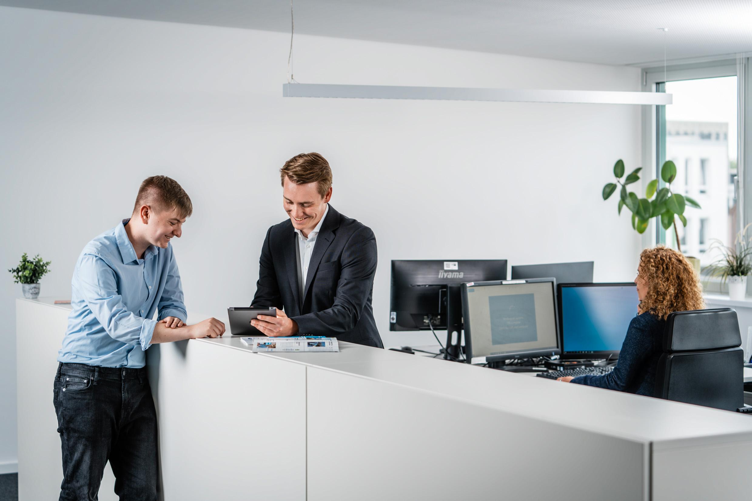 Symbolbild: Stellenanzeige der Kammer Niederrheinische IHK Duisburg-Wesel-Kleve zu Duisburg, Mitarbeiter (w/m/d) Finanz- und Rechnungswesen mit dem Schwerpunkt Debitorenmanagement
