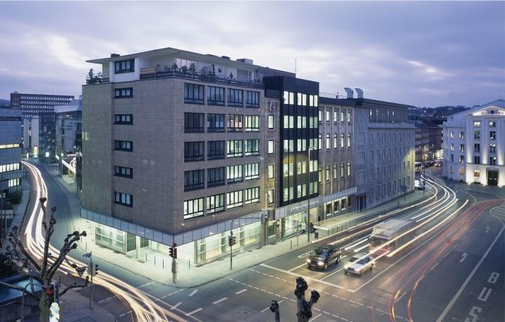 Symbolbild: Stellenanzeige der Kammer IHK Aachen, Fachberater (m/w/d) Bildungsprojekte 