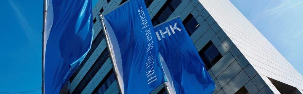 Symbolbild: Stellenanzeige der Kammer IHK Ulm, Marketing- und Kommunikations Manager (m/w/d)